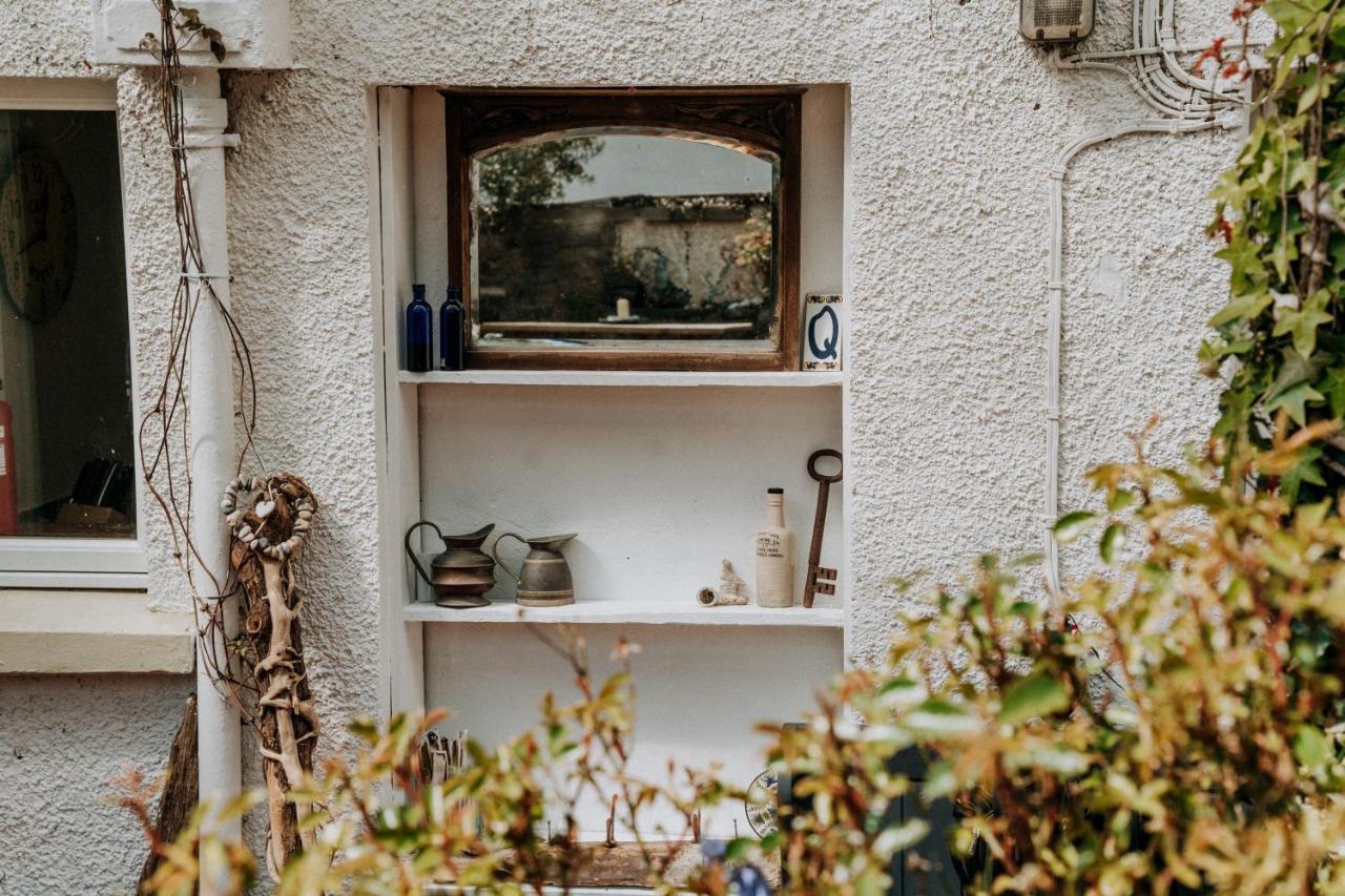 Hamilton Lodge - Cottage Sleeps 8 Fishguard Esterno foto