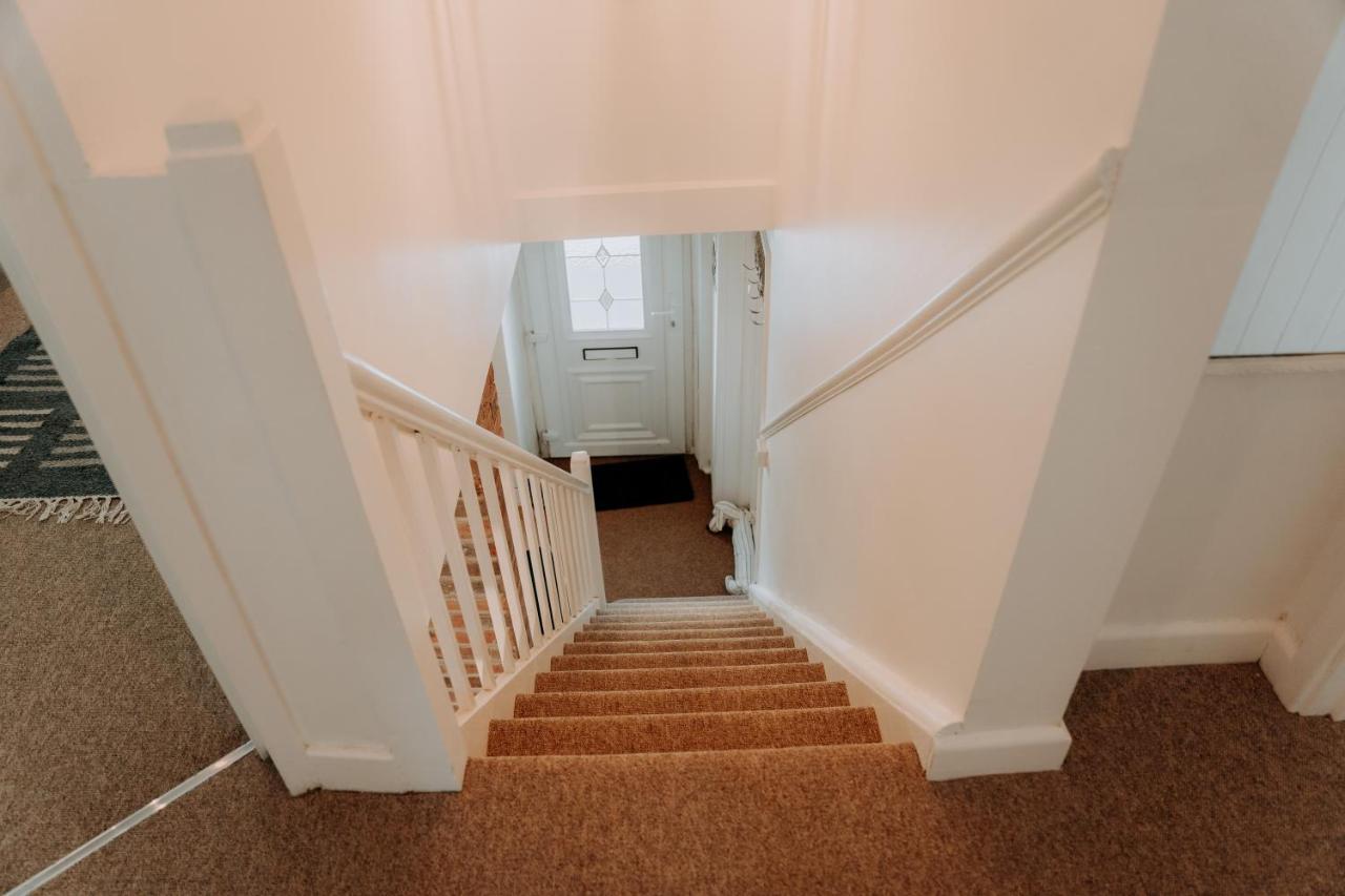 Hamilton Lodge - Cottage Sleeps 8 Fishguard Esterno foto